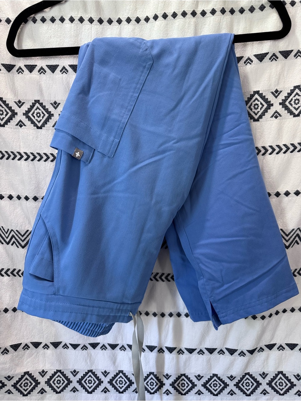 FIGS Yola slim Women’s scrub pants in light Blue size XS women’s extra small